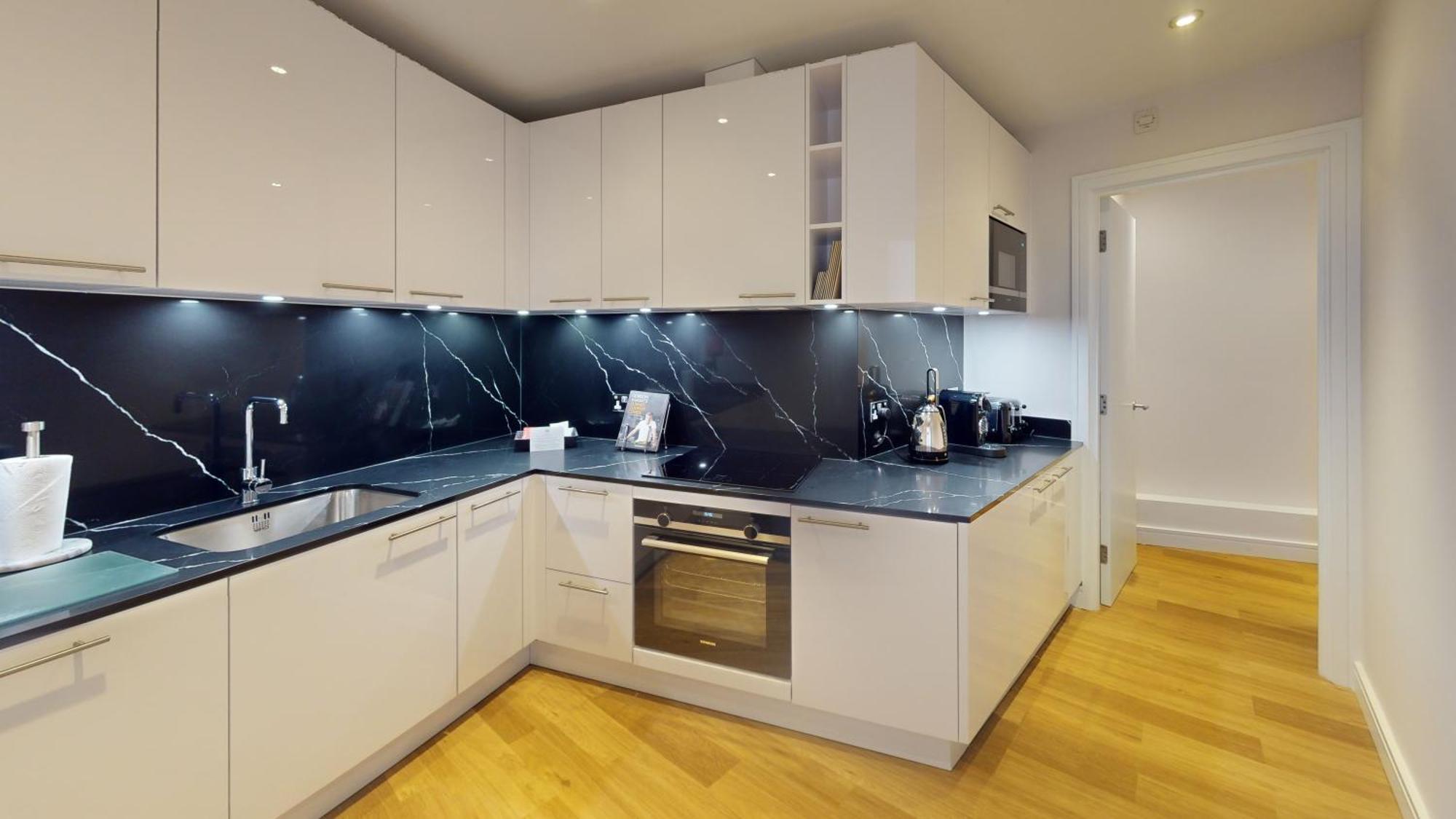 Aparthotel Cheval Harrington Court At South Kensington Londra